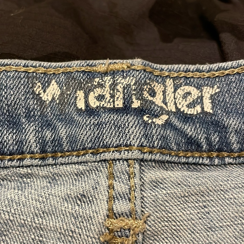 Men’s Wrangler blue jeans Regular fit Size 33x32 good condition with some wear - Picture 5 of 10